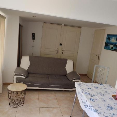 הוילה איסטרס Maison T3 Au Calme Pres De La Mer מראה חיצוני תמונה