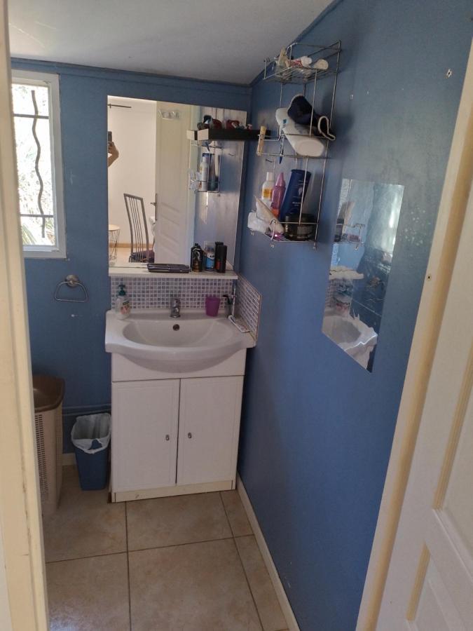הוילה איסטרס Maison T3 Au Calme Pres De La Mer מראה חיצוני תמונה